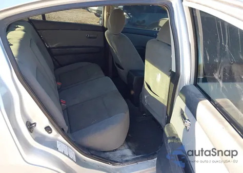 2010 Nissan Sentra 2.0Sr из США, поврежденный, VIN 3N1AB6AP4AL631130